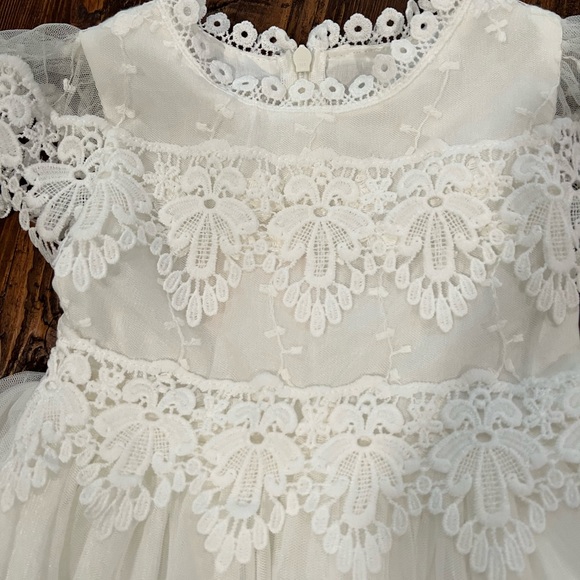 Christening/ flower girl dress - Picture 3 of 4